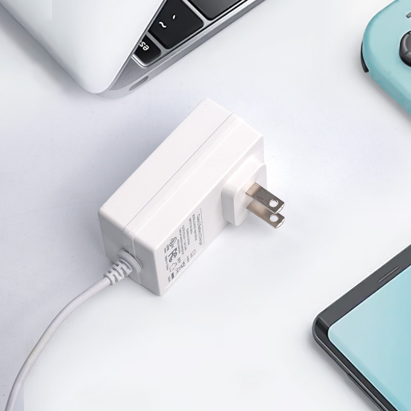 5.5mm 8-4V charger